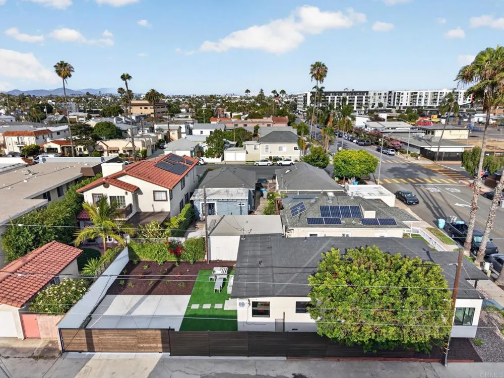1526 Meade Avenue San Diego, CA 92116