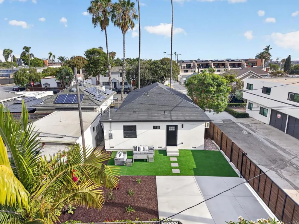 1526 Meade Avenue San Diego, CA 92116