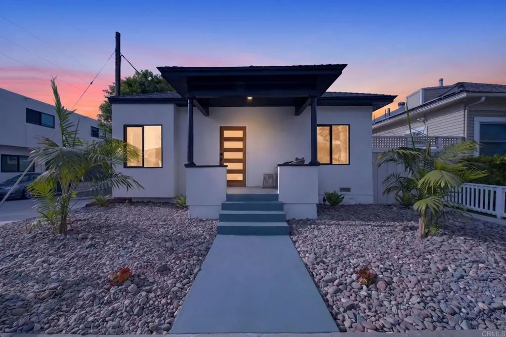1526 Meade Avenue San Diego, CA 92116