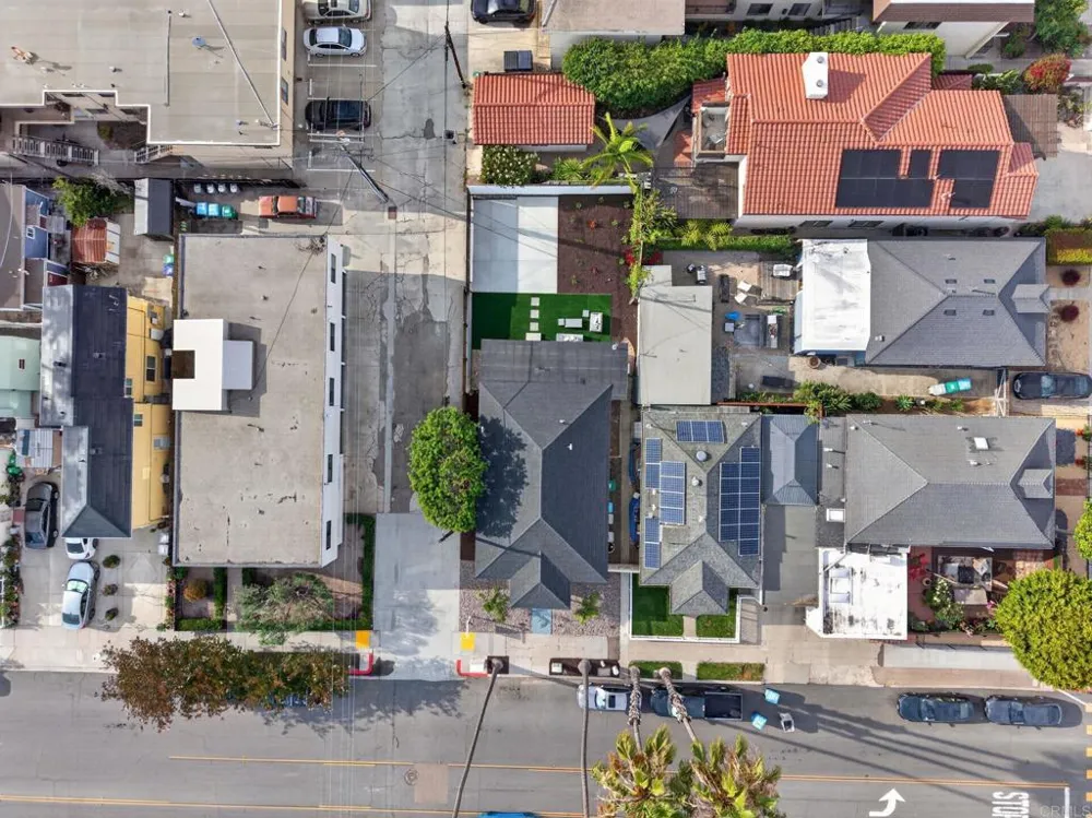 1526 Meade Avenue San Diego, CA 92116