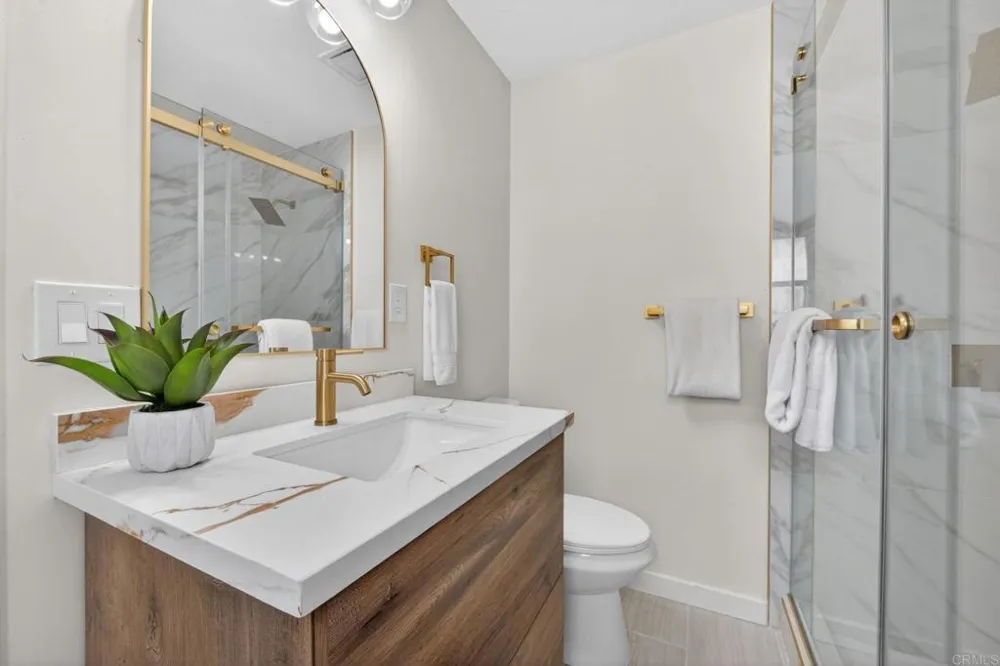 1526 Meade Avenue San Diego, CA 92116