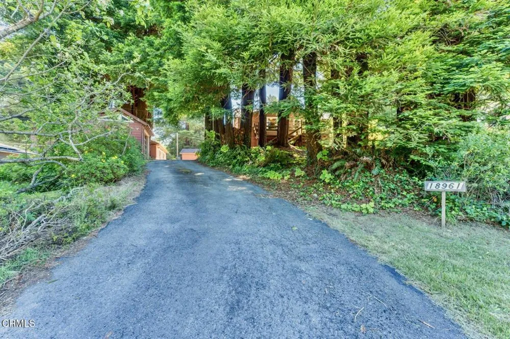 18961 Symes Lane Fort Bragg, CA 95437