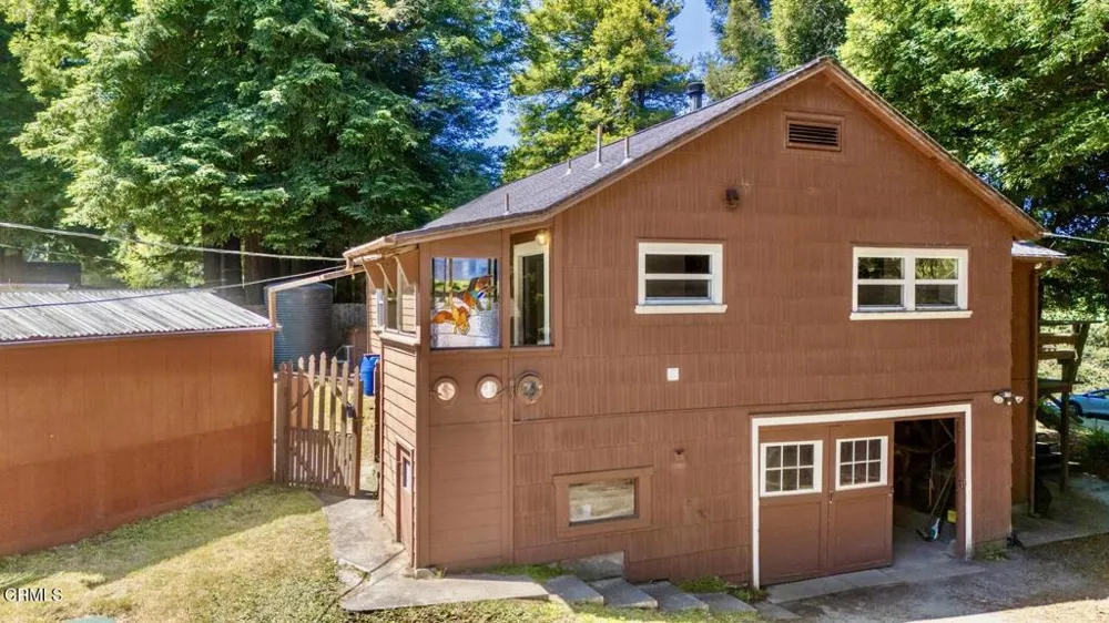 18961 Symes Lane Fort Bragg, CA 95437