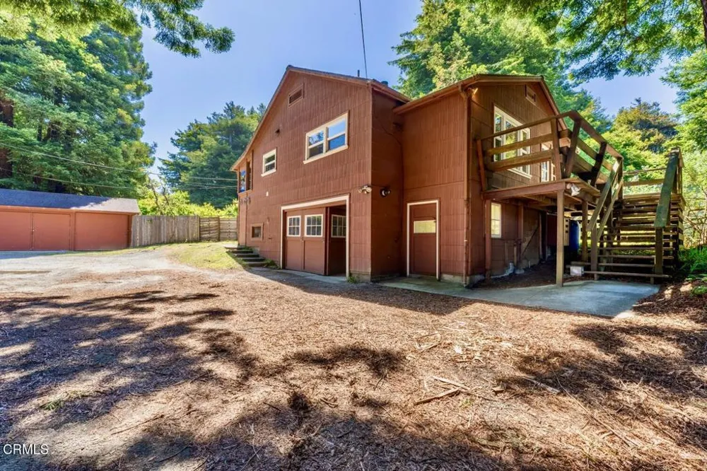 18961 Symes Lane Fort Bragg, CA 95437