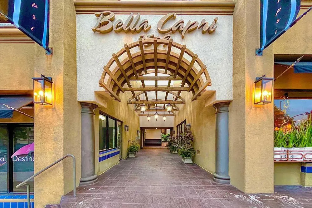 7509 Draper Ave #306 La Jolla, CA 92037