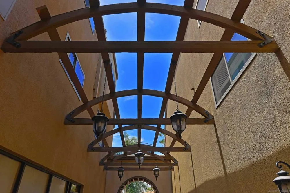7509 Draper Ave #306 La Jolla, CA 92037