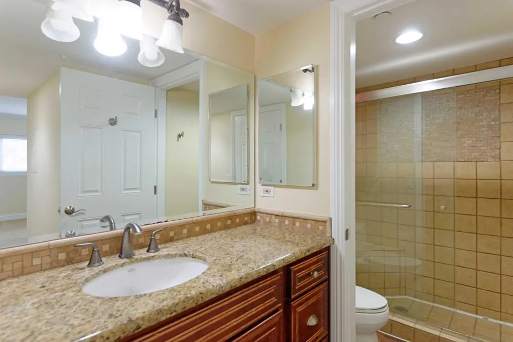 7509 Draper Ave #306 La Jolla, CA 92037