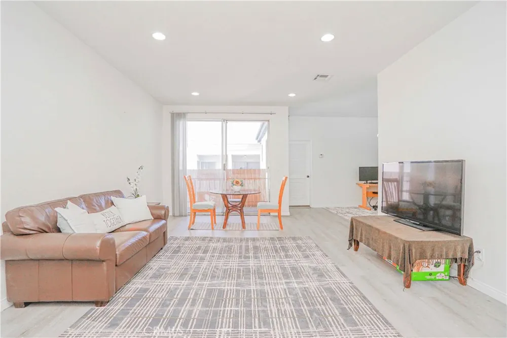 400 S La Fayette Park Pl  #314 Los Angeles, CA 90057