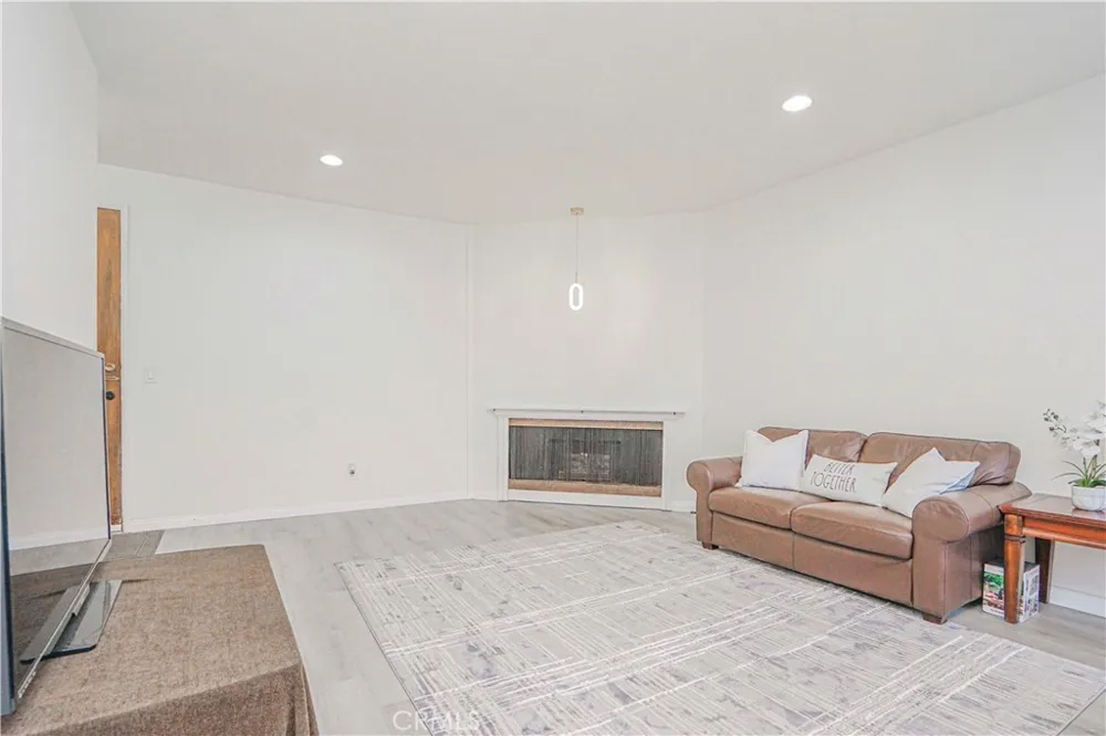 400 S La Fayette Park Pl  #314 Los Angeles, CA 90057