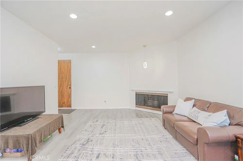 400 S La Fayette Park Pl  #314 Los Angeles, CA 90057