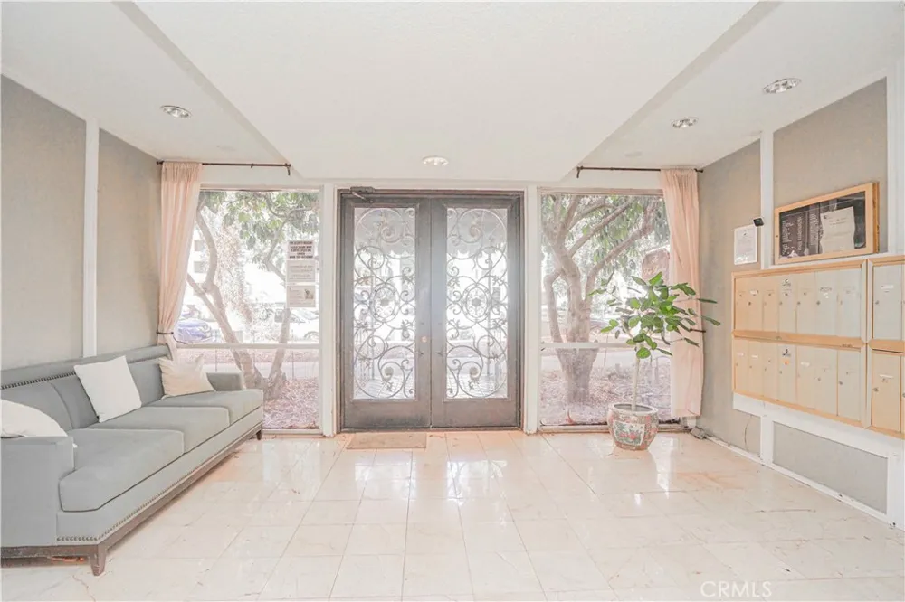 400 S La Fayette Park Pl  #314 Los Angeles, CA 90057