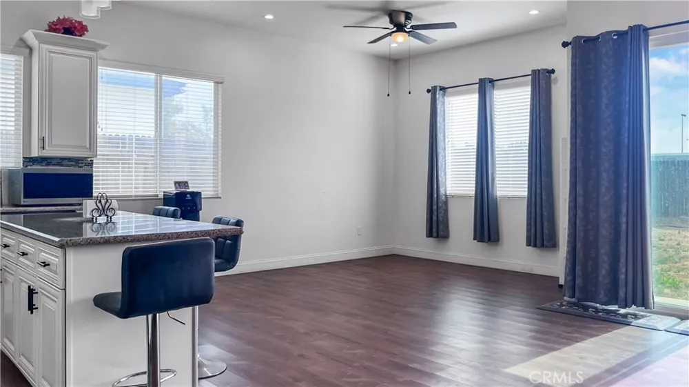 756 S 8th Colton, CA 92324