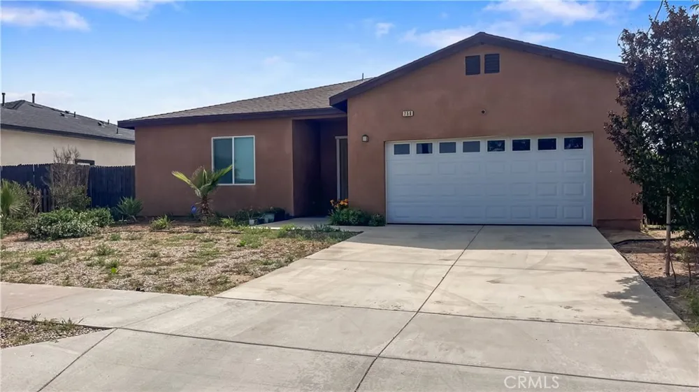 756 S 8th Colton, CA 92324
