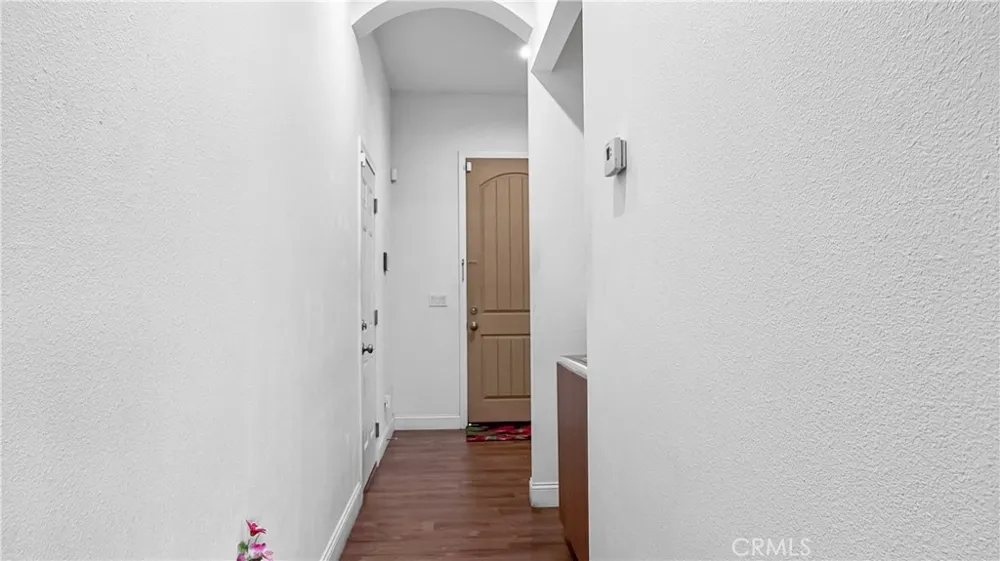 756 S 8th Colton, CA 92324