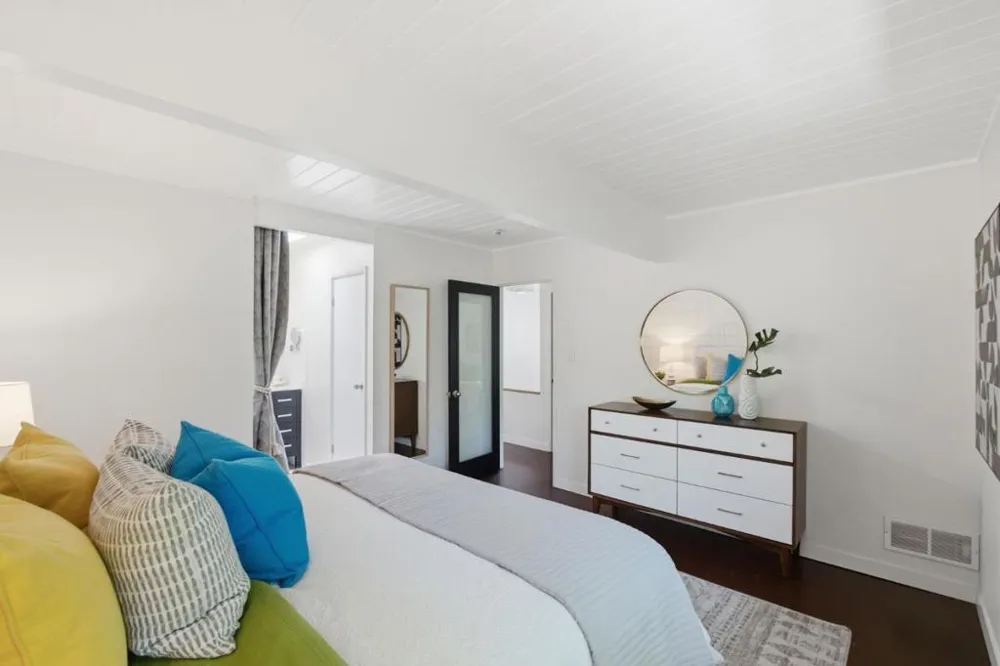 3263 Benton Street Santa Clara, CA 95051