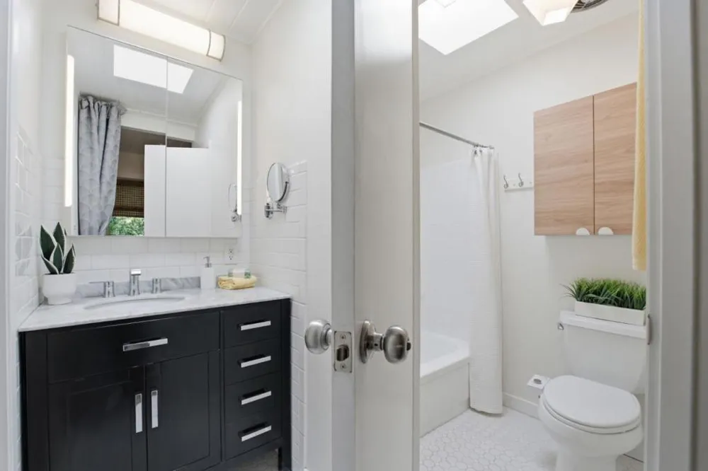 3263 Benton Street Santa Clara, CA 95051