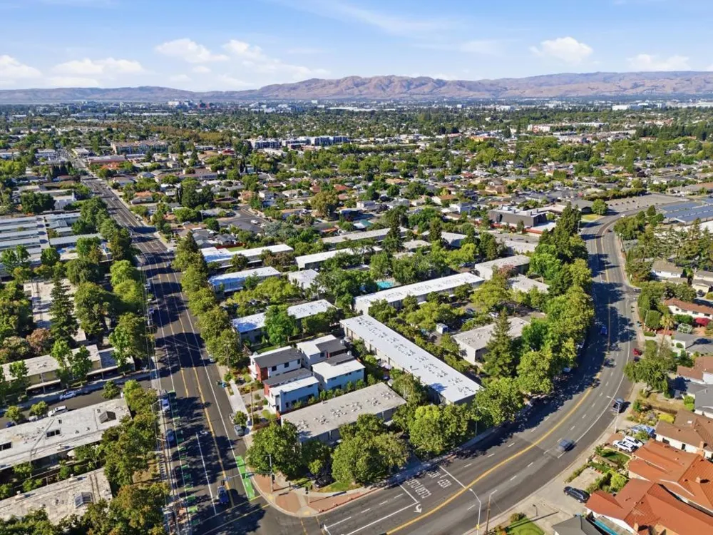 3263 Benton Street Santa Clara, CA 95051
