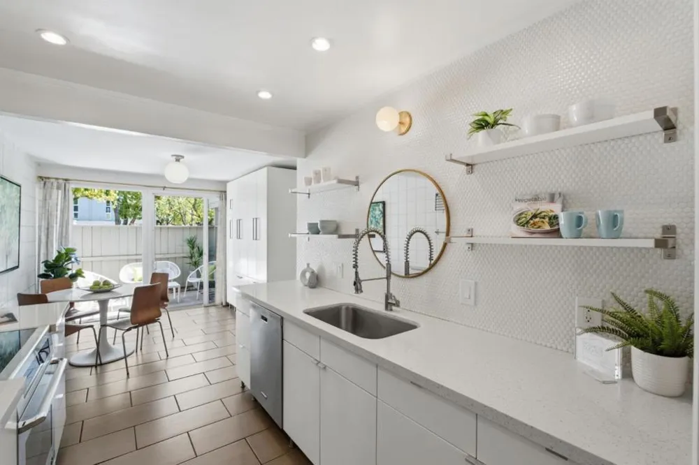 3263 Benton Street Santa Clara, CA 95051