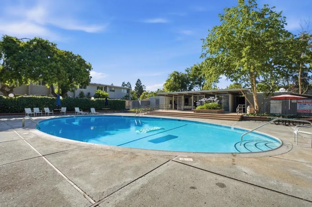 3263 Benton Street Santa Clara, CA 95051