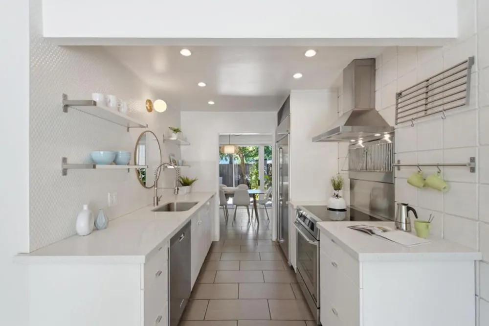 3263 Benton Street Santa Clara, CA 95051
