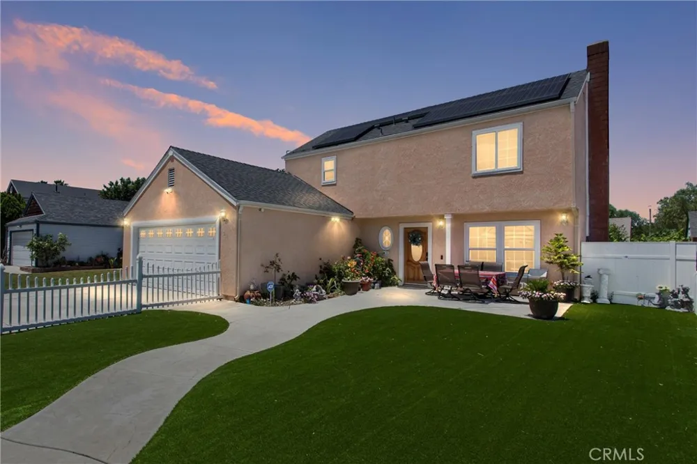 1001 Oak Glen Colton, CA 92324