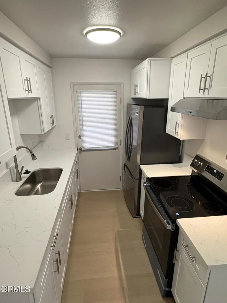 2637 Spinnaker Avenue Port Hueneme, CA 93041