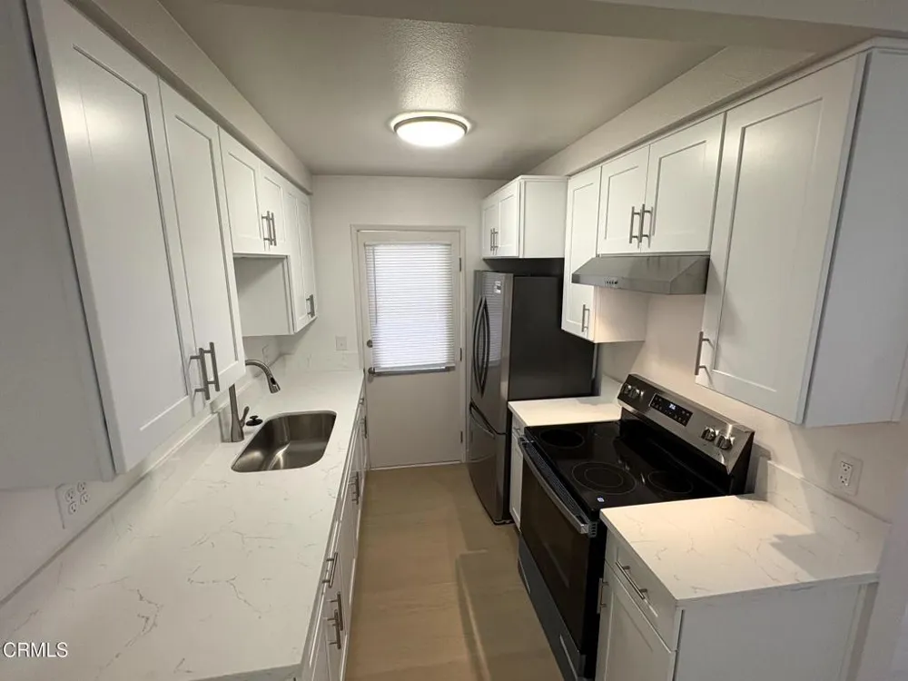 2637 Spinnaker Avenue Port Hueneme, CA 93041