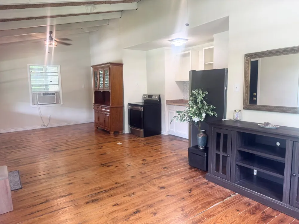 788 Riverside Drive Palacios, TX 77465