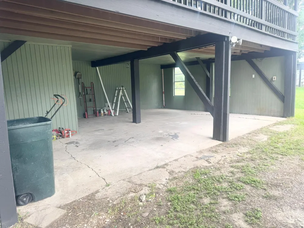 788 Riverside Drive Palacios, TX 77465