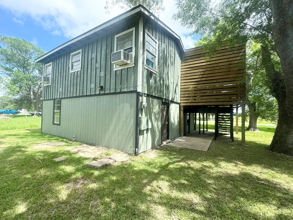 788 Riverside Drive Palacios, TX 77465