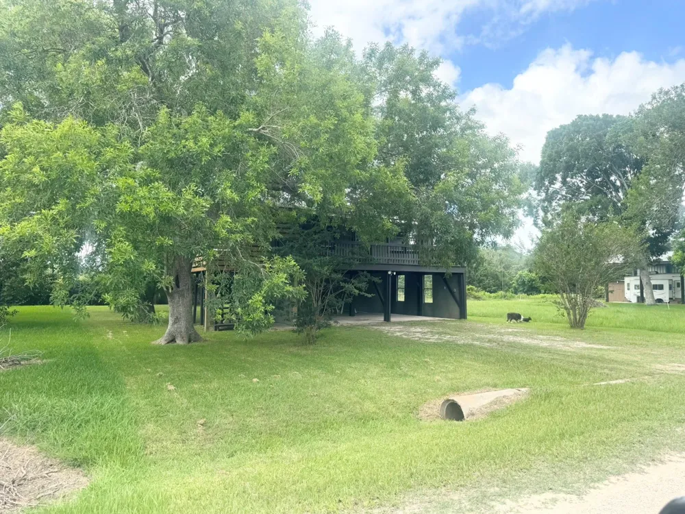788 Riverside Drive Palacios, TX 77465