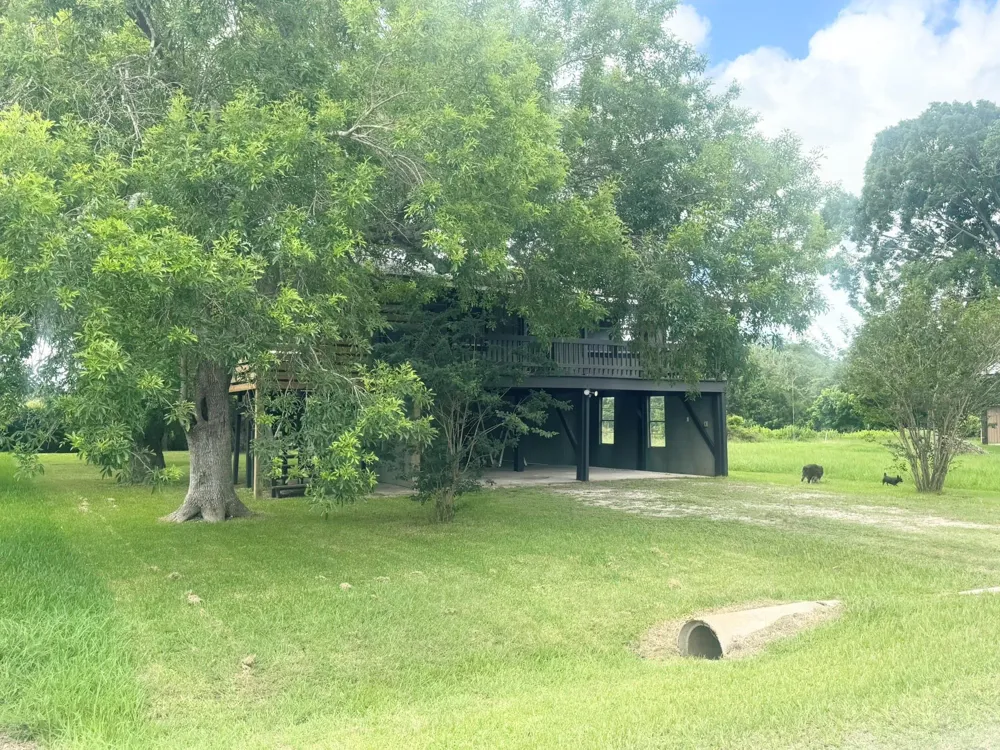 788 Riverside Drive Palacios, TX 77465