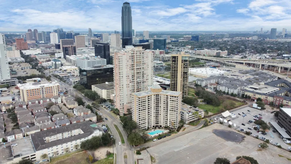 3525 Sage Road #1314 Houston, TX 77056