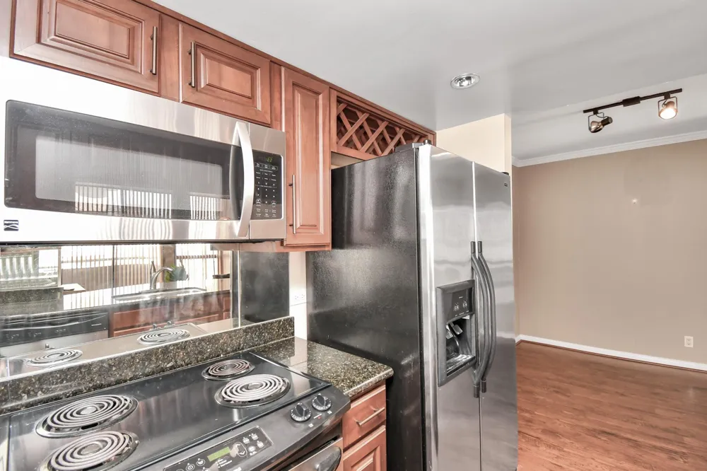 3525 Sage Road #1314 Houston, TX 77056