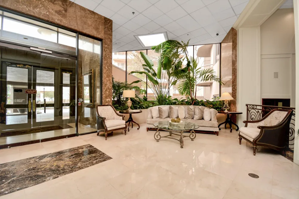 3525 Sage Road #1314 Houston, TX 77056