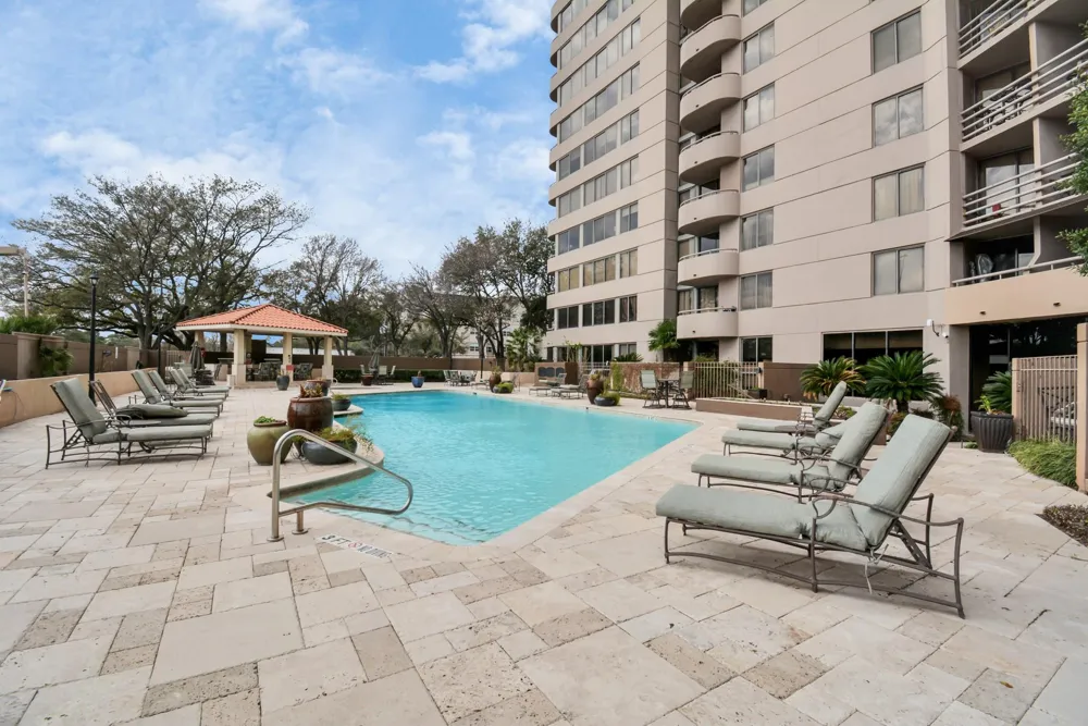 3525 Sage Road #1314 Houston, TX 77056