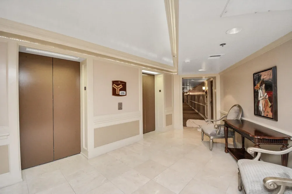 3525 Sage Road #1314 Houston, TX 77056