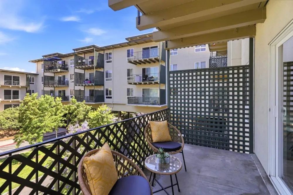 815 Humboldt Street #302 San Mateo, CA 94401