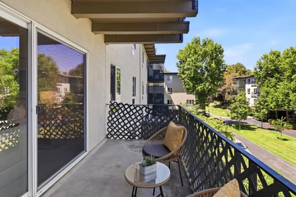 815 Humboldt Street #302 San Mateo, CA 94401