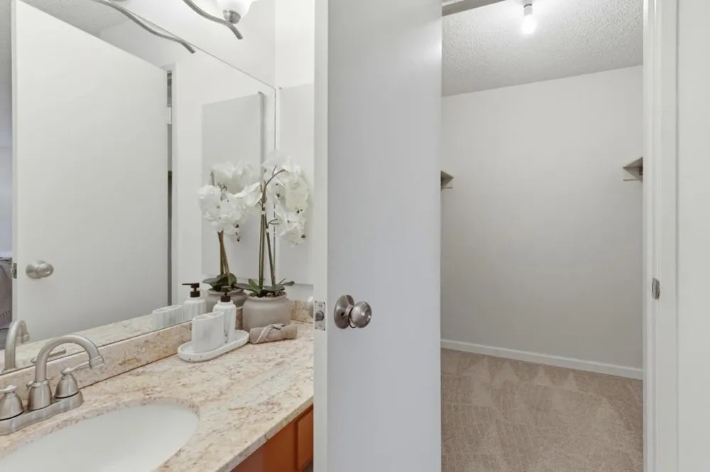 815 Humboldt Street #302 San Mateo, CA 94401