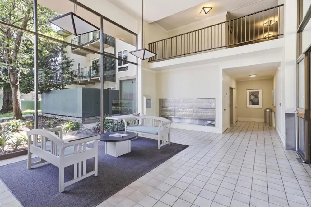 815 Humboldt Street #302 San Mateo, CA 94401