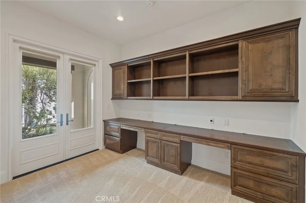 30 Surfspray Bluff Newport Coast, CA 92657