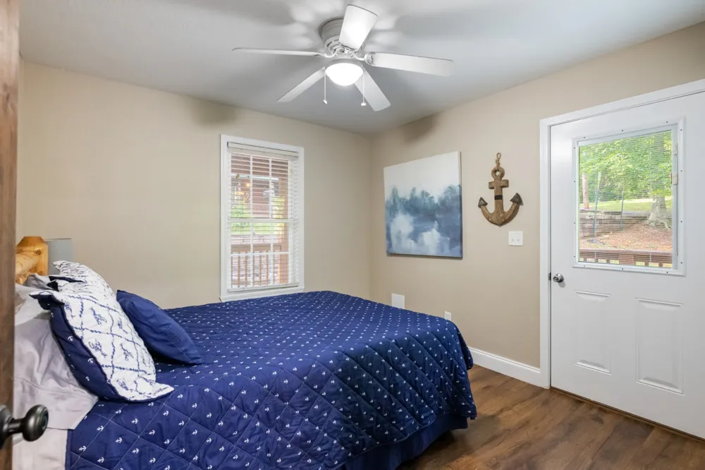 165 Kangaroo Ridge Rd Byrdstown, TN 38549