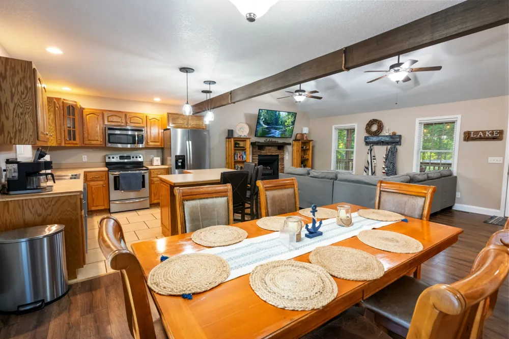 165 Kangaroo Ridge Rd Byrdstown, TN 38549