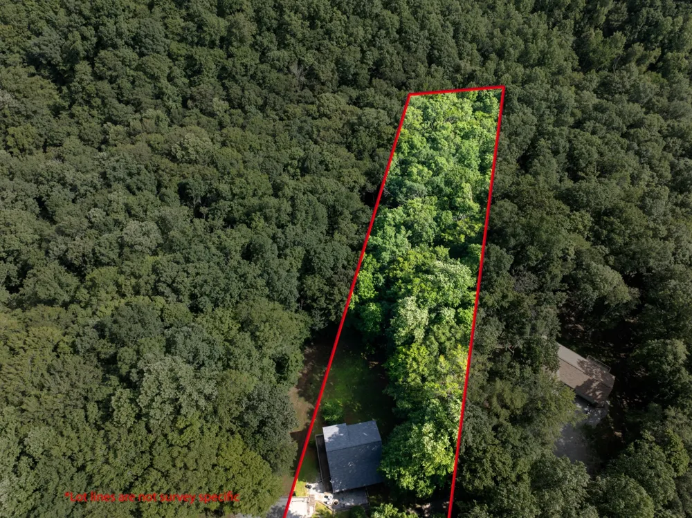 165 Kangaroo Ridge Rd Byrdstown, TN 38549