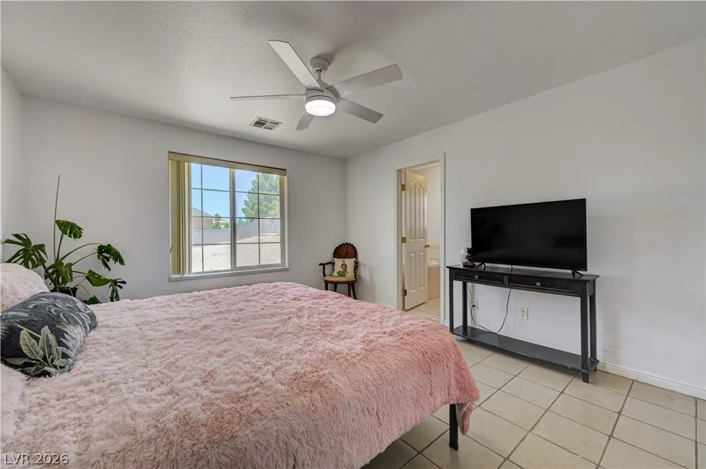 1272 Liston Avenue Logandale, NV 89021