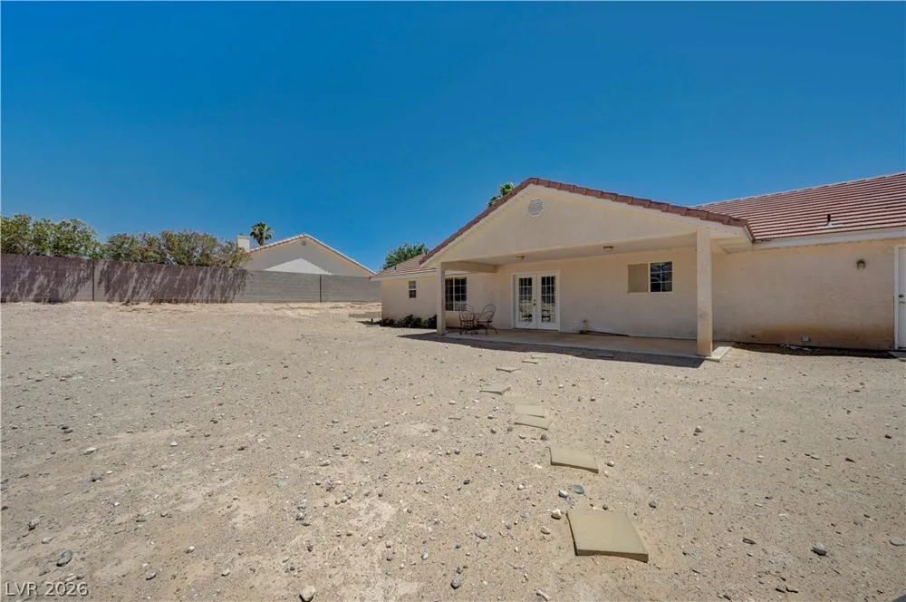 1272 Liston Avenue Logandale, NV 89021