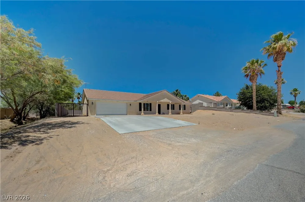 1272 Liston Avenue Logandale, NV 89021
