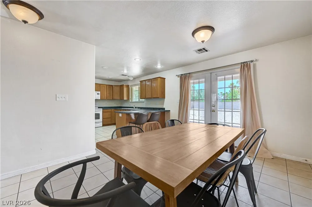 1272 Liston Avenue Logandale, NV 89021