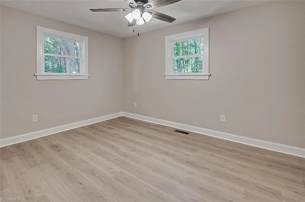 374 Yow Drive Seagrove, NC 27341